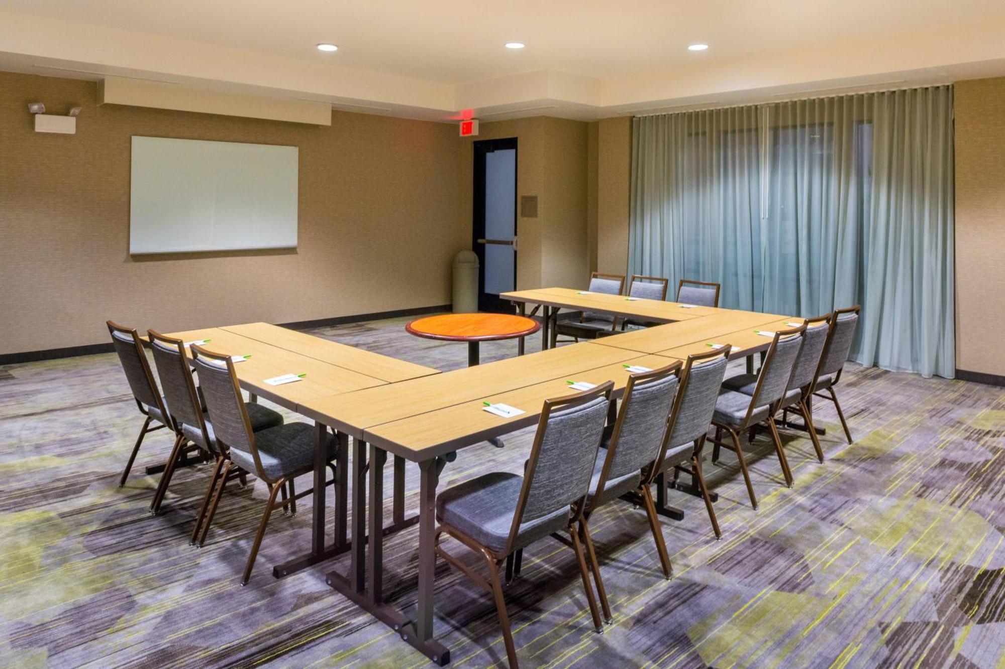 Courtyard Ventura County 3* Thousand Oaks